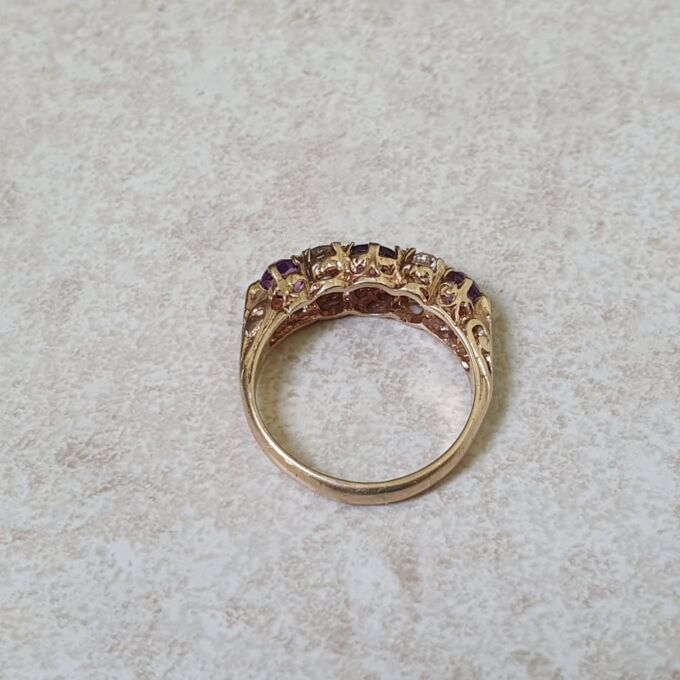 Amethyst Ring in 9ct Gold