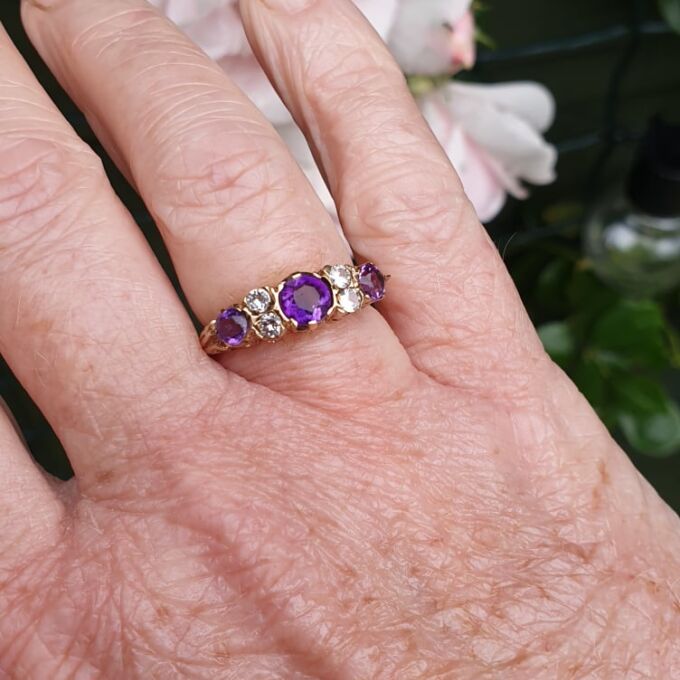 Amethyst Ring in 9ct Gold