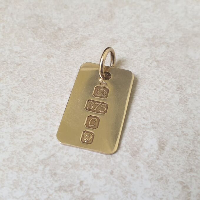 ID or Dog Tag Pendant in 9ct Gold