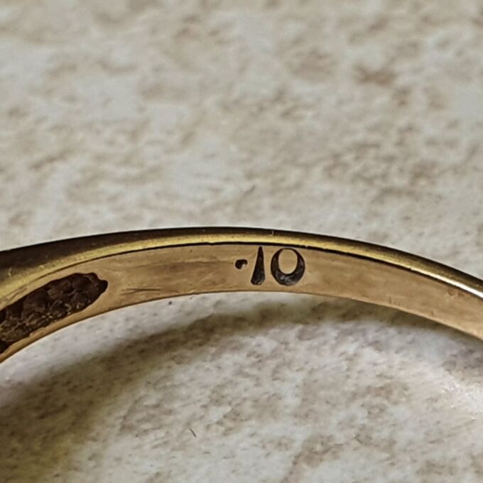 Diamond Cluster Ring in 9ct Gold