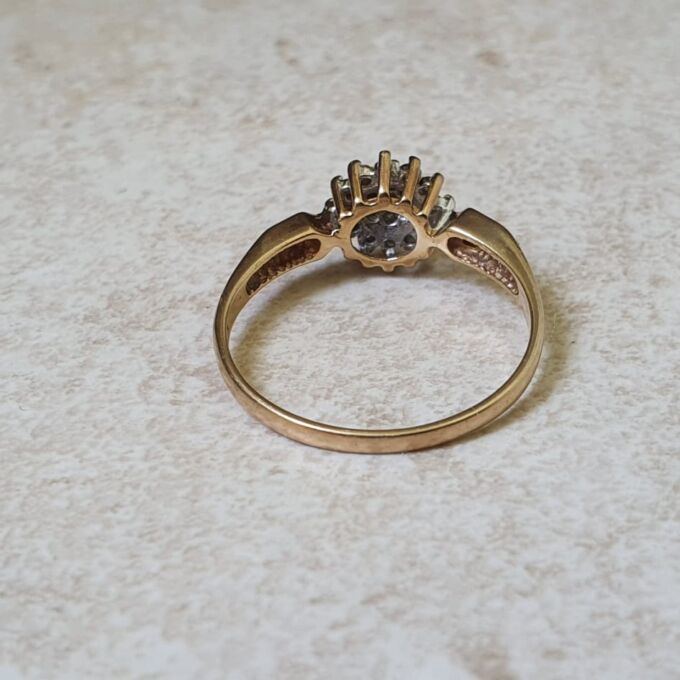 Diamond Cluster Ring in 9ct Gold