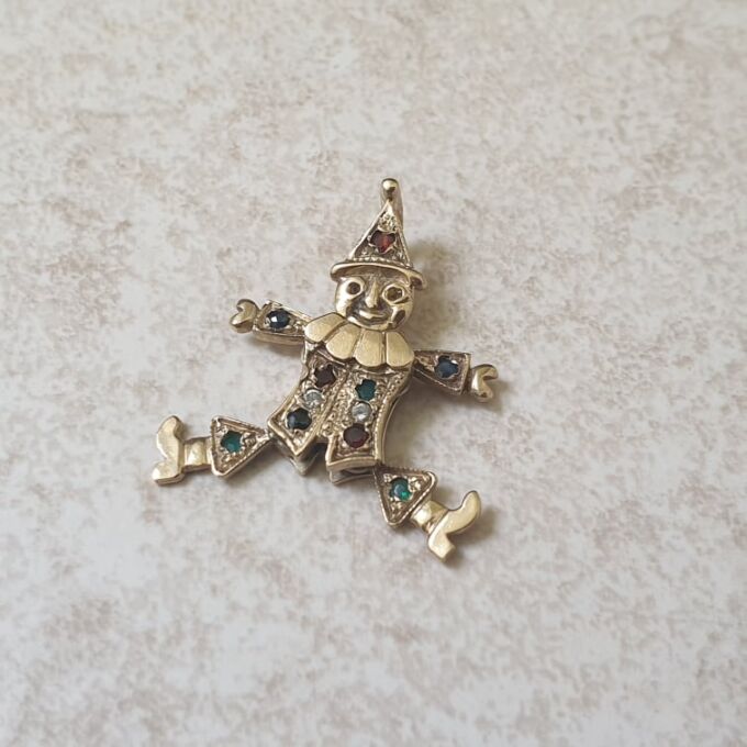 Cheery Clown Pendant in 9ct Gold