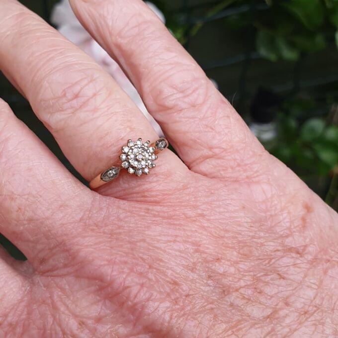 Diamond Cluster Ring in 9ct Gold