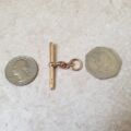 Old T Bar in 9ct Gold