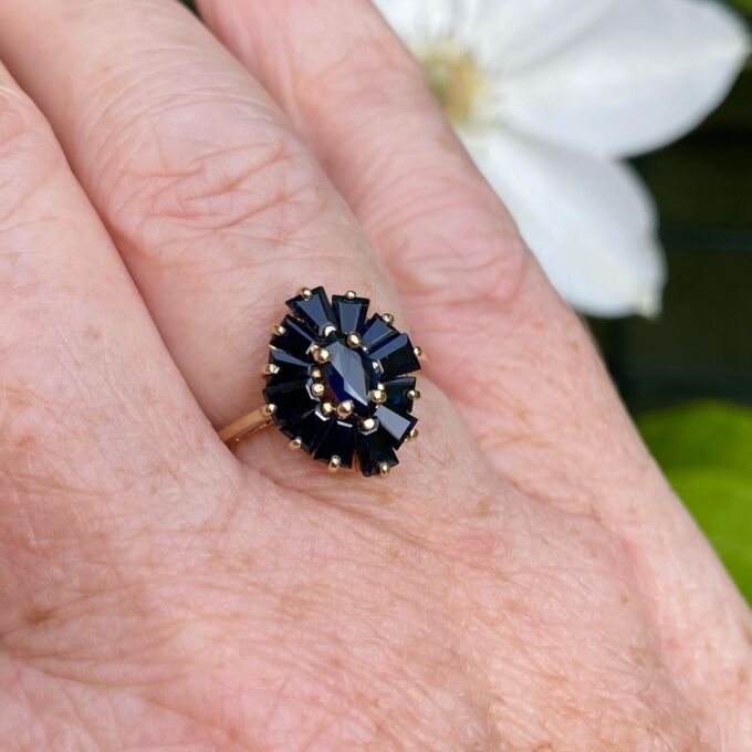 Sapphire Ballerina Ring in 9ct Gold