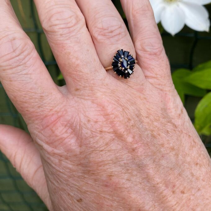 Sapphire Ballerina Ring in 9ct Gold