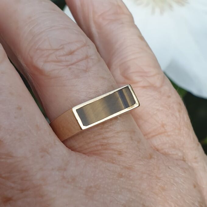 Tigers Eye Signet Ring in 9ct Gold