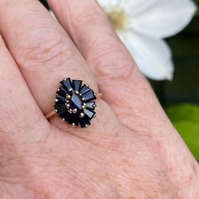 Sapphire Ballerina Ring in 9ct Gold