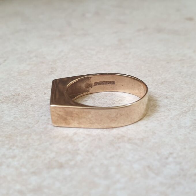 Tigers Eye Signet Ring in 9ct Gold