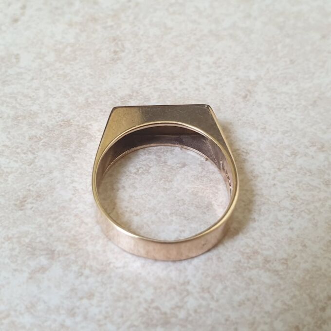 Tigers Eye Signet Ring in 9ct Gold