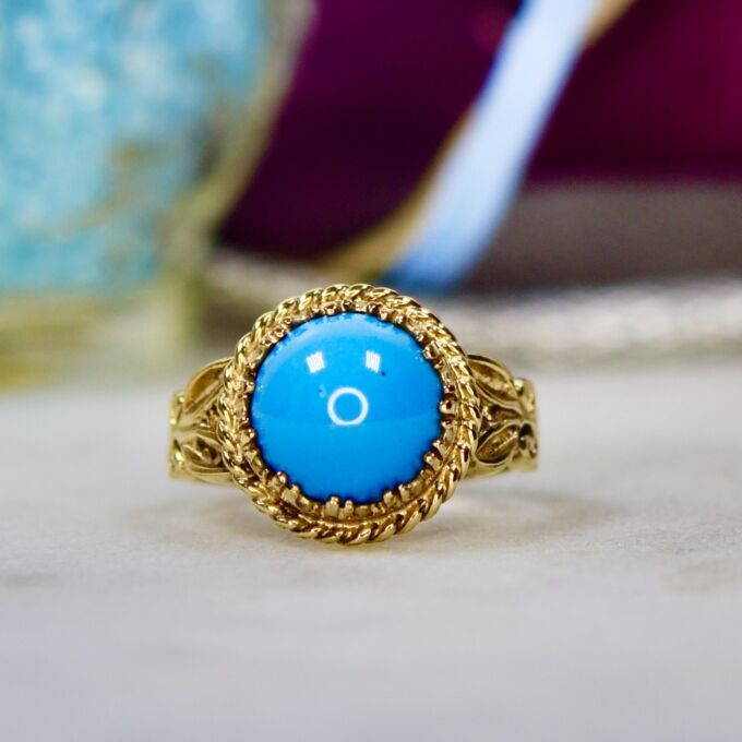Ornate Turquoise Ring in 9ct Gold