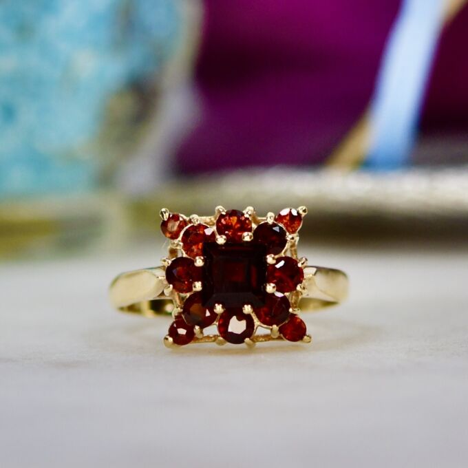 Squared Garnet Cluster Ring in 9ct Gold