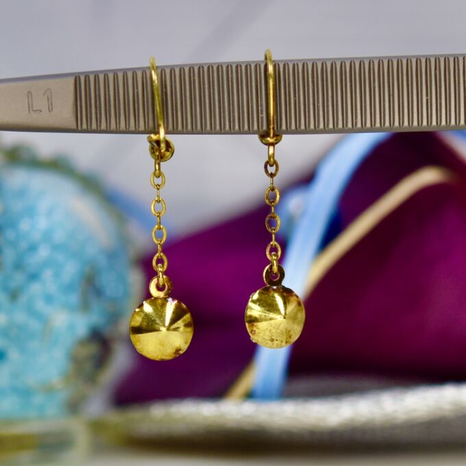 Drop Earrings in 9ct Gold