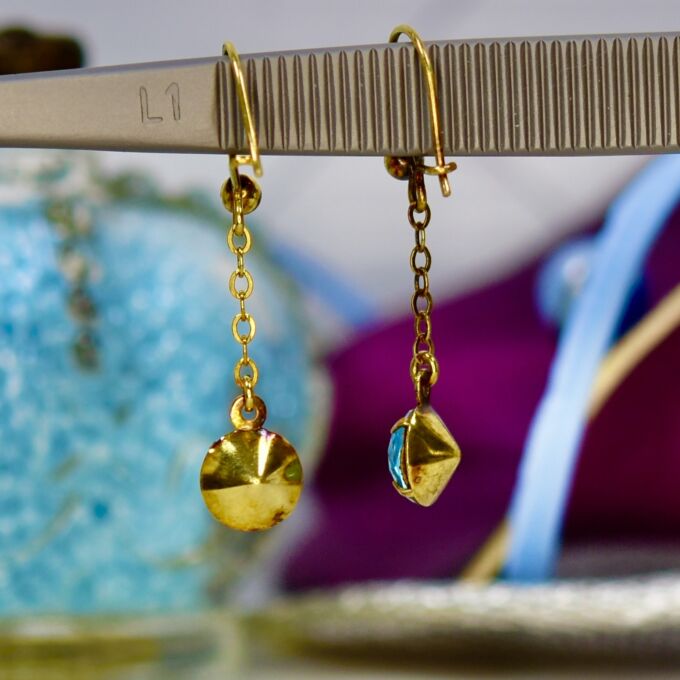Drop Earrings in 9ct Gold