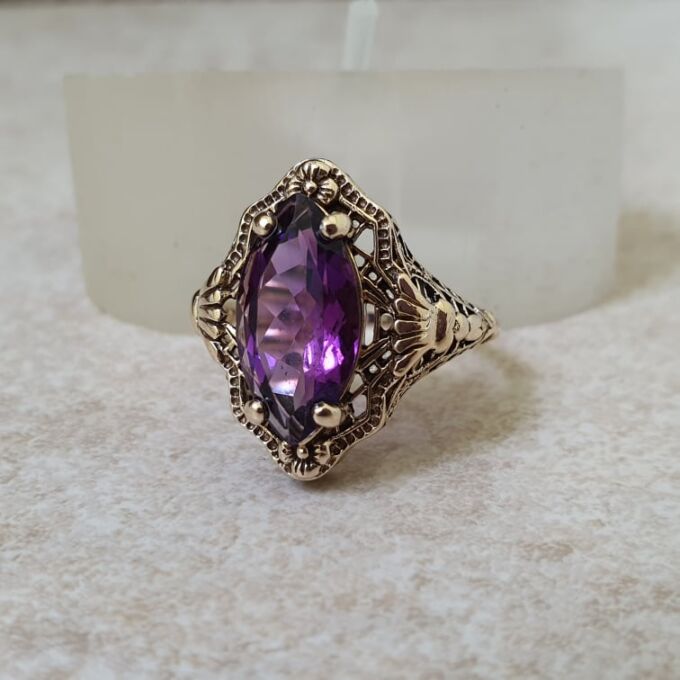 Ornate Amethyst Ring in 9ct Gold
