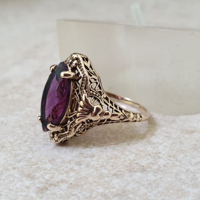 Ornate Amethyst Ring in 9ct Gold