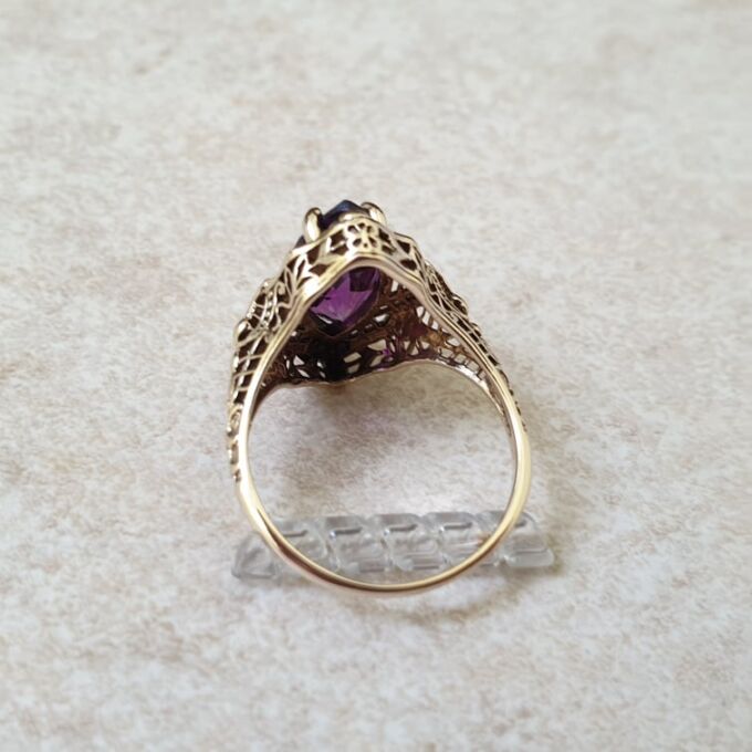 Ornate Amethyst Ring in 9ct Gold