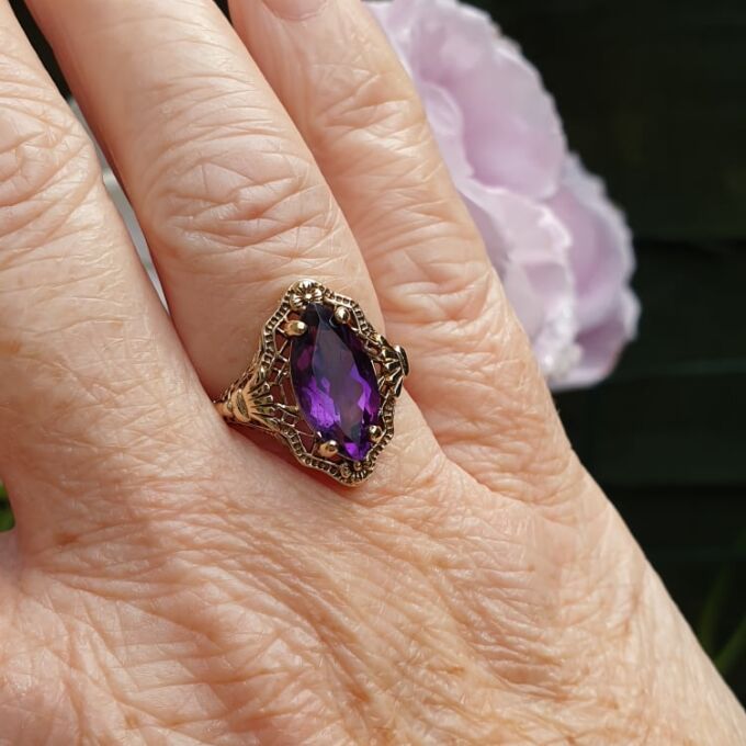 Ornate Amethyst Ring in 9ct Gold