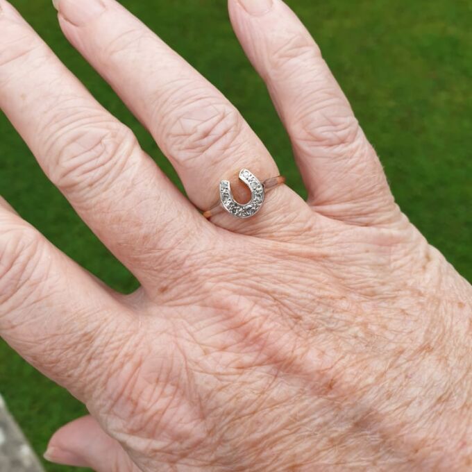 Diamond Set Horse Shoe Ring in 18ct Gold and Platinum