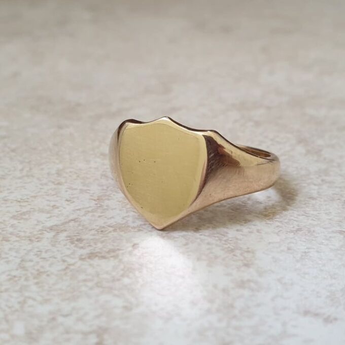 Plain Shield Signet Ring in 9ct Gold