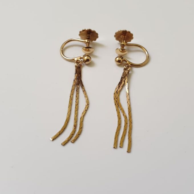 Tassel Drop Earrings with Screw Back Fastenings in 9ct Gold