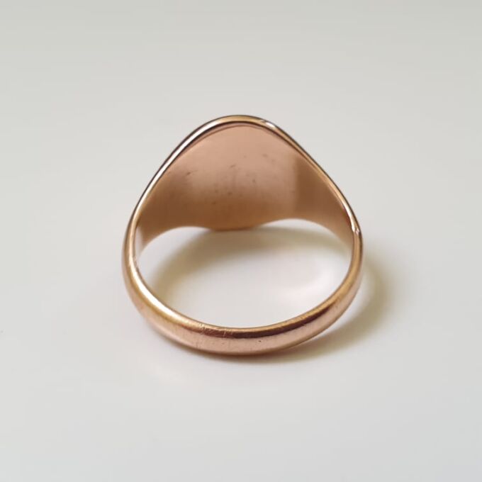 Maltese Cross Signet Ring in 9ct Gold