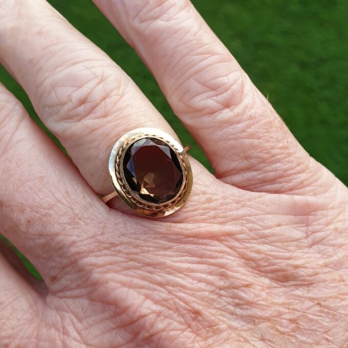 Smoky Quartz Ring in 9ct Gold