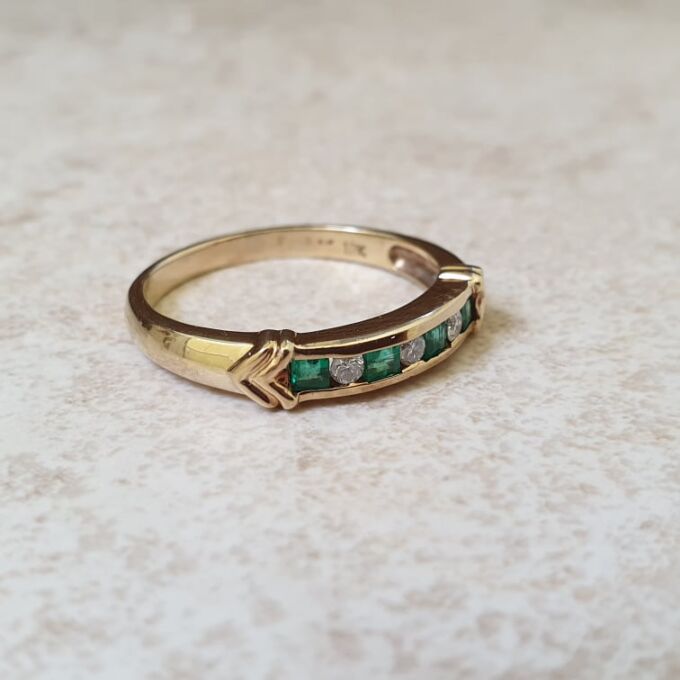 Emerald and Diamond Ring in 9ct Gold