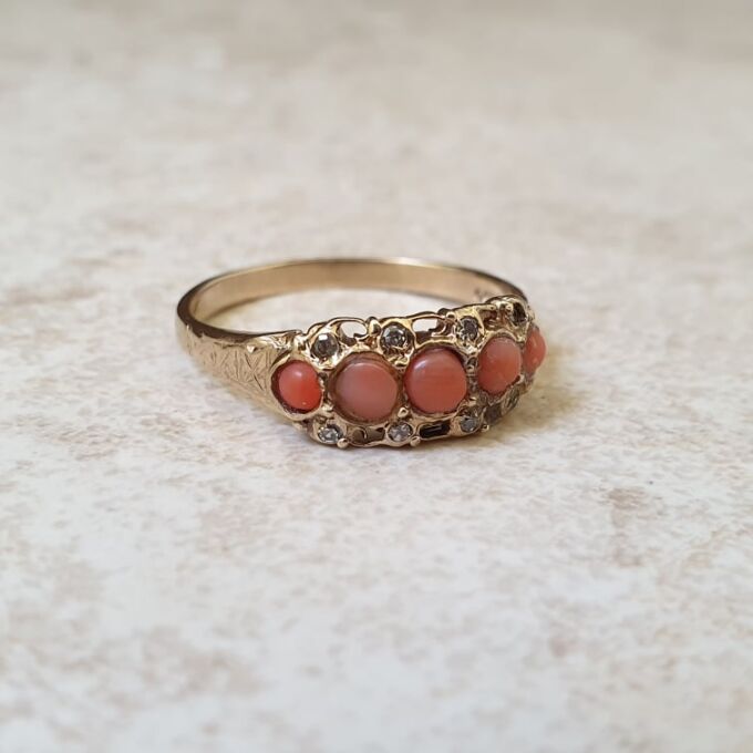 Coral Ring in 9ct Gold