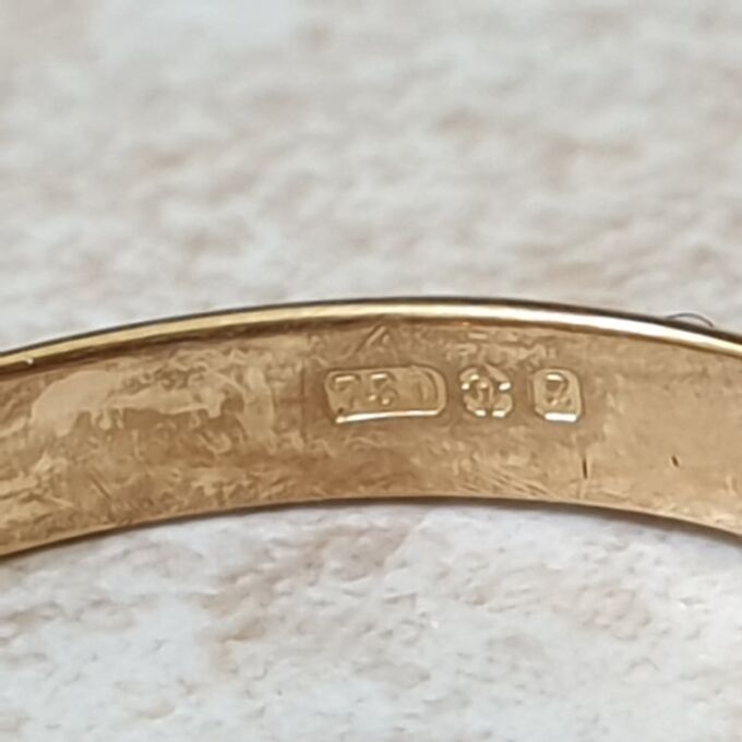 Diamond Stacking Band in 18ct Gold