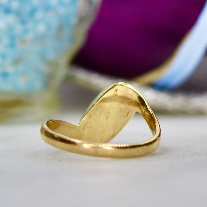 Opal Crossover Solitaire Ring in 9ct Gold