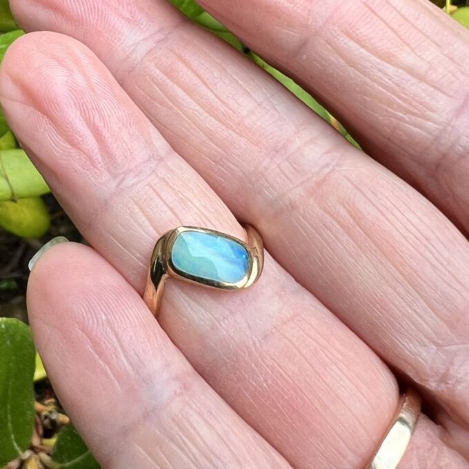Opal Crossover Solitaire Ring in 9ct Gold
