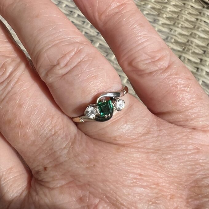 Three Stone Ring in 9ct Gold and Platinum