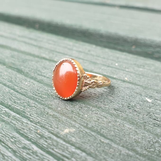 Carnelian Cabochon Ring in 9ct Gold