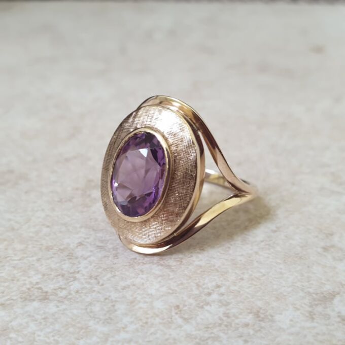Amethyst Statement Ring in 9ct Gold
