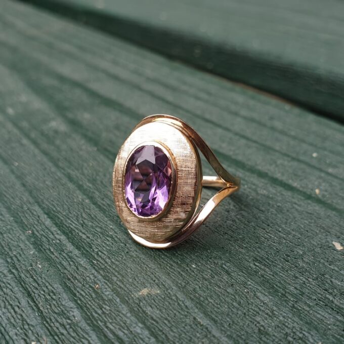 Amethyst Statement Ring in 9ct Gold