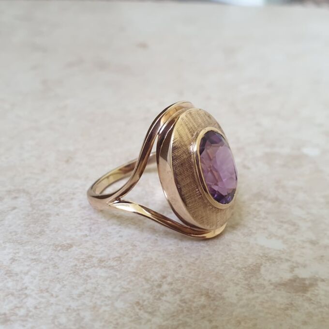 Amethyst Statement Ring in 9ct Gold
