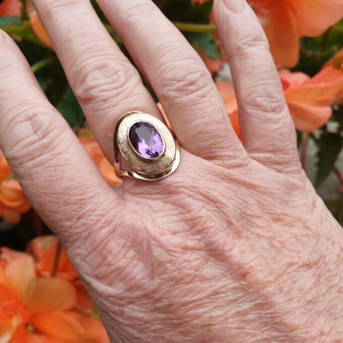 Amethyst Statement Ring in 9ct Gold