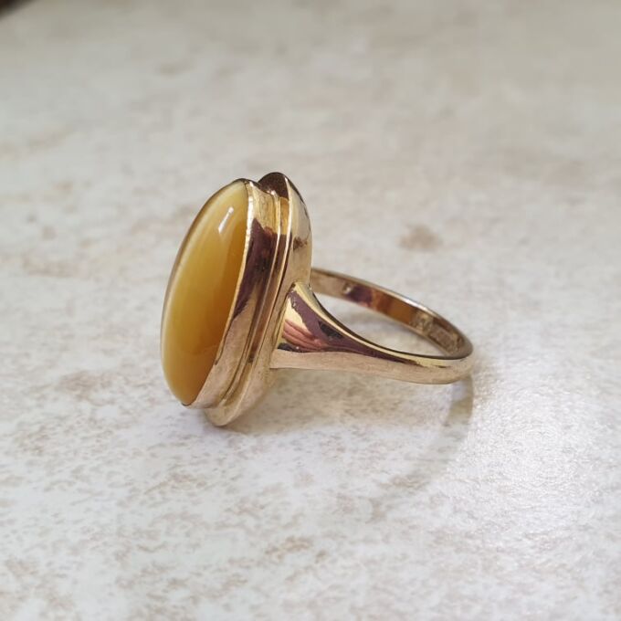 Elongated Tigers Eye Ring in 9ct Gold