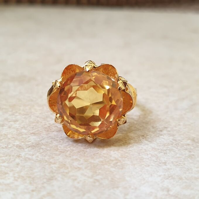 Vibrant Synthetic Yellow Sapphire Ring in 18ct Gold