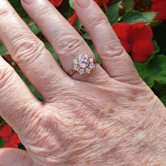 Rose Quartz Cluster Ring in 9ct Gold