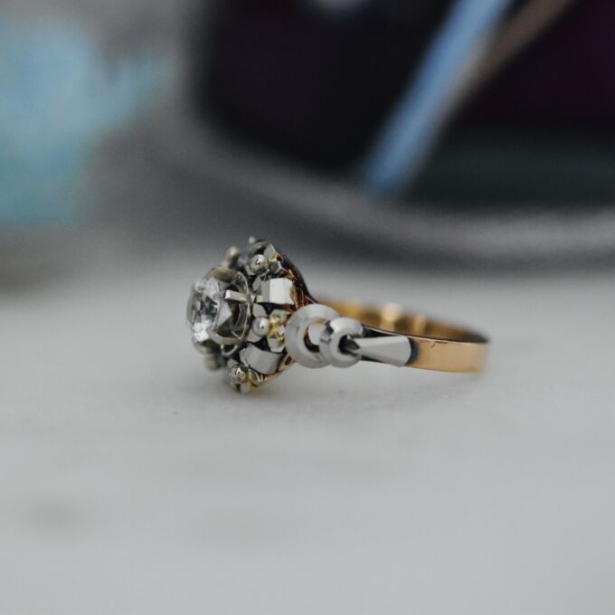 Quirky Ornate Synthetic Spinel Ring in 14ct Gold