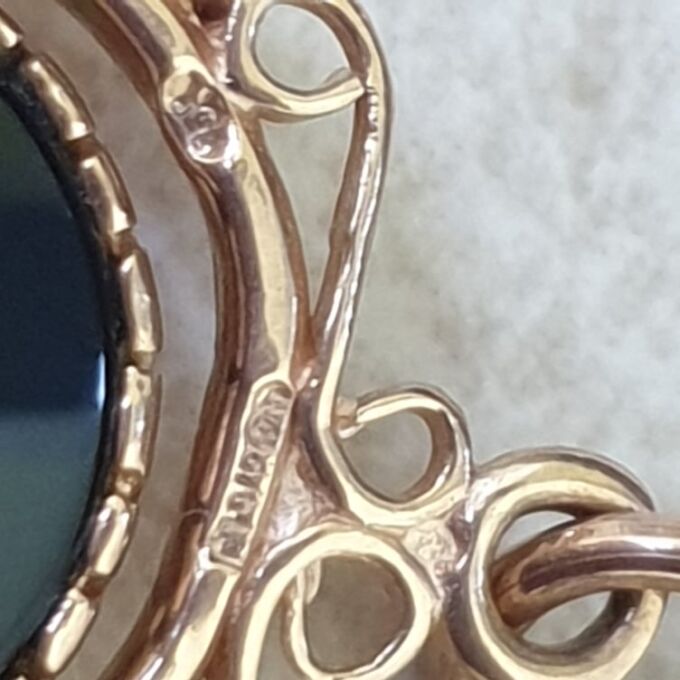 Two Sided Spinner Fob Pendant in 9ct Gold