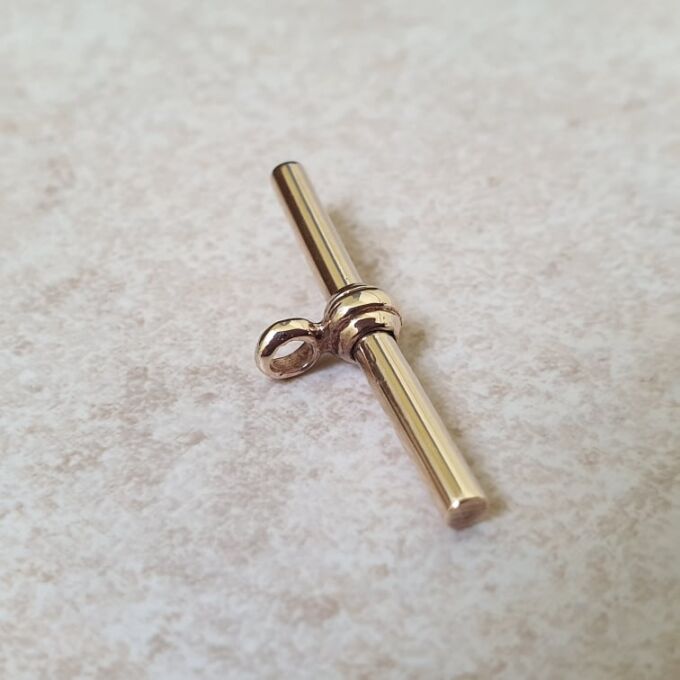 Plain T or Albert Bar in 9ct Yellow Gold