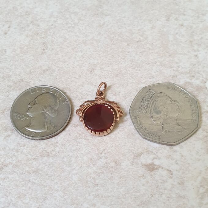 Two Sided Spinner Fob Pendant in 9ct Gold