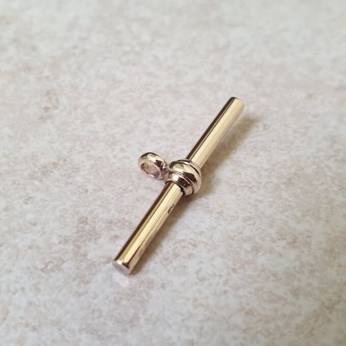 Plain T or Albert Bar in 9ct Yellow Gold