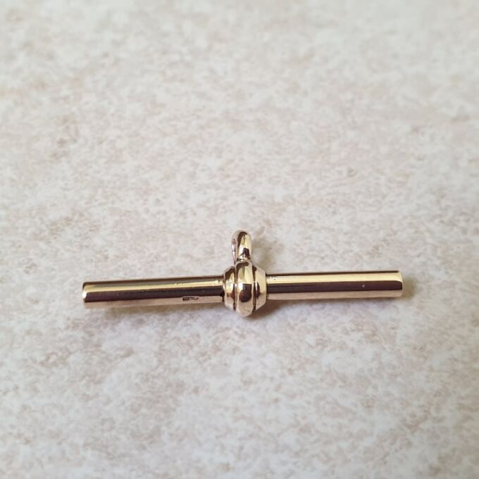 Plain T or Albert Bar in 9ct Yellow Gold
