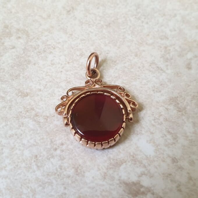 Two Sided Spinner Fob Pendant in 9ct Gold