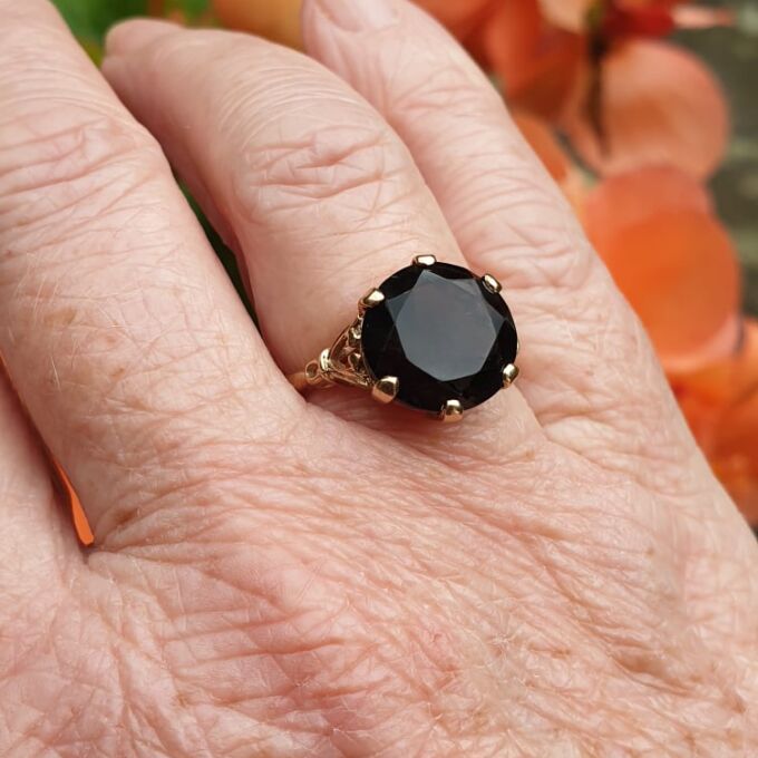 Smoky Quartz Ring in 9ct Gold