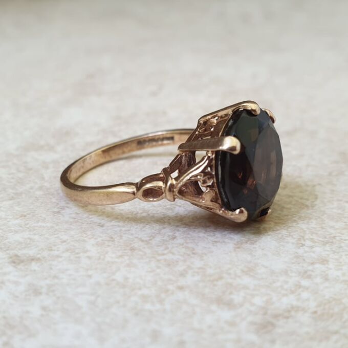 Smoky Quartz Ring in 9ct Gold